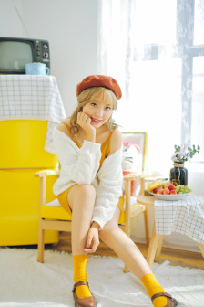 黄蜂女